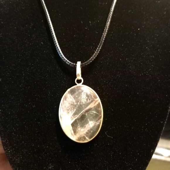 Jewelry - Rose Quartz pendant necklace